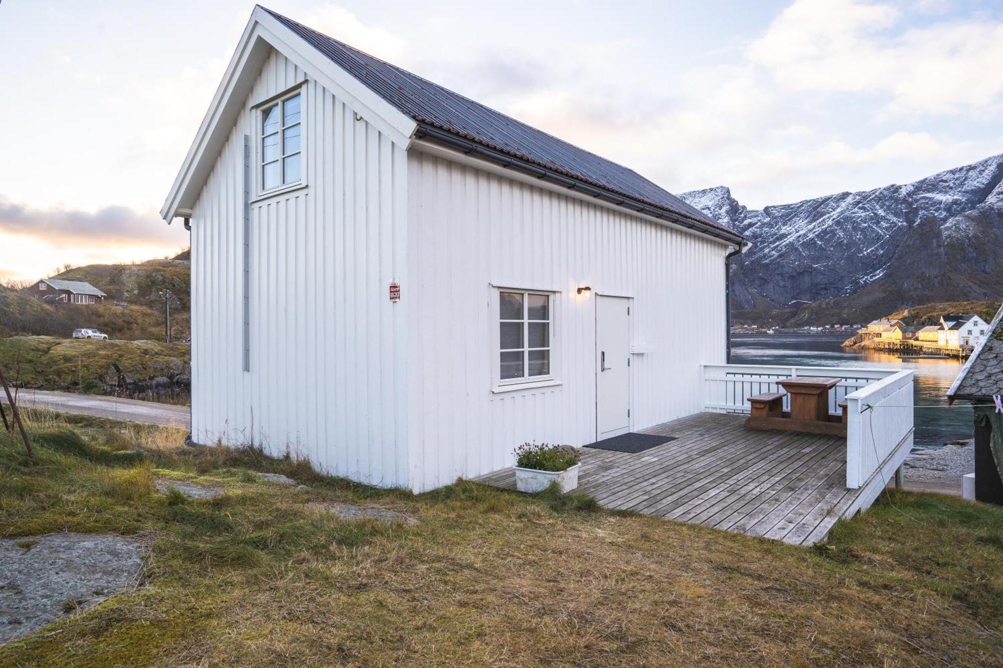 Little White House Villa Reine Exteriör bild